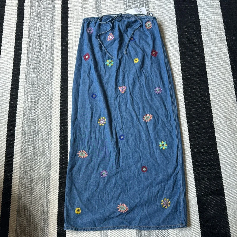 Zara Denim Chambray Embroidered Halter Dress NEW NWT - Picture 8 of 10